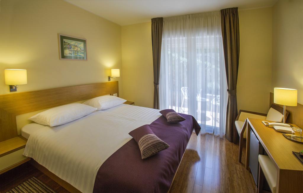 Hotel Villa Privileggio Mošćenička Draga Esterno foto