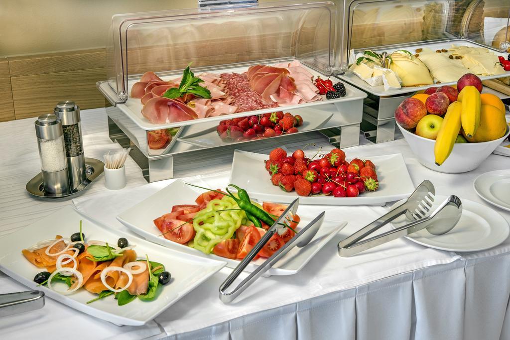 Hotel Villa Privileggio Mošćenička Draga Esterno foto